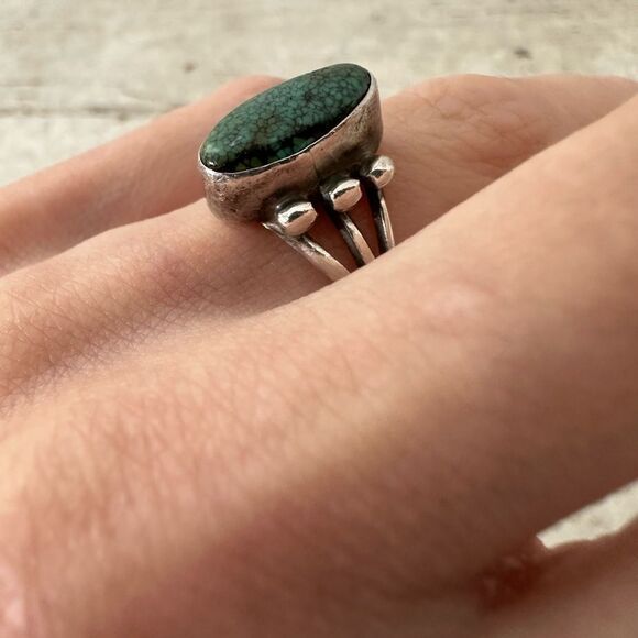 Vintage Native American Deep Turquoise Sterling Ring - Picture 2 of 10